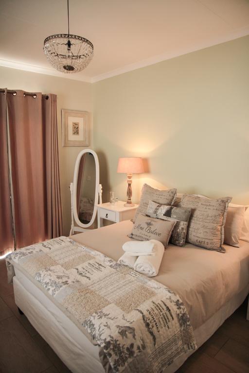 Olive Manor Guest House Newcastle Buitenkant foto